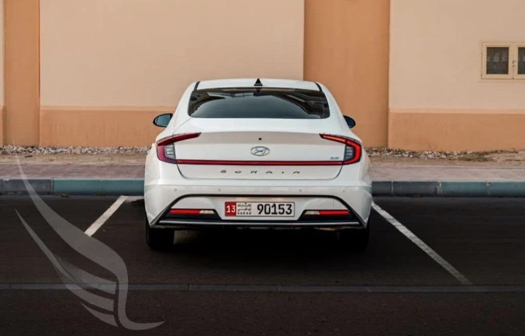 Hyundai Sonata 2023 — photo 4 of 4