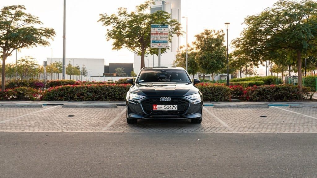 Audi A3 2025 — photo 2 of 4