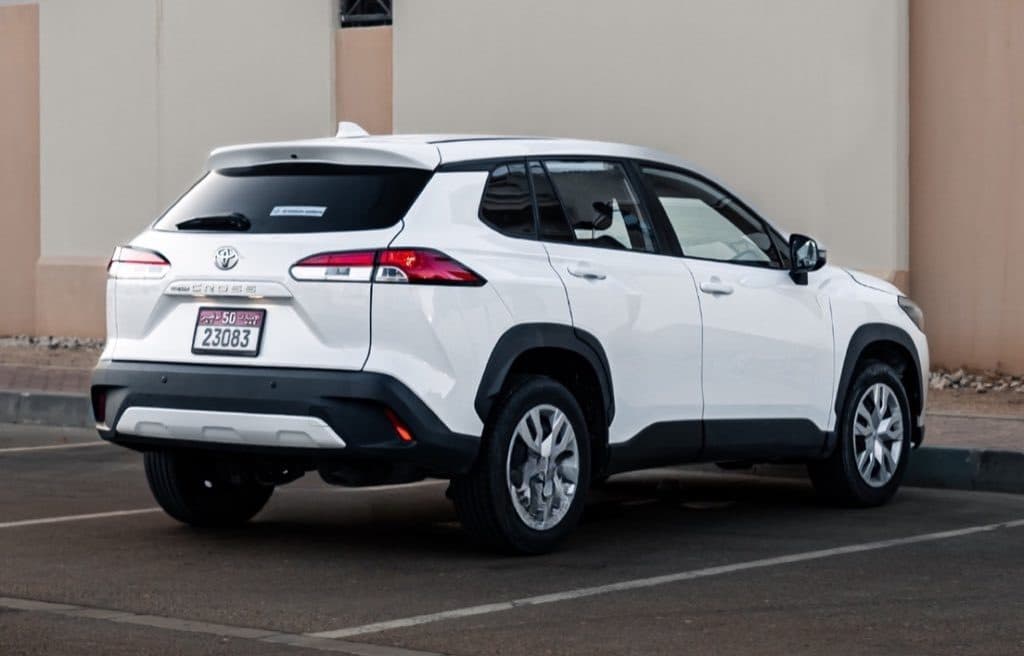 Toyota Corolla Cross 2023 — photo 2 of 4