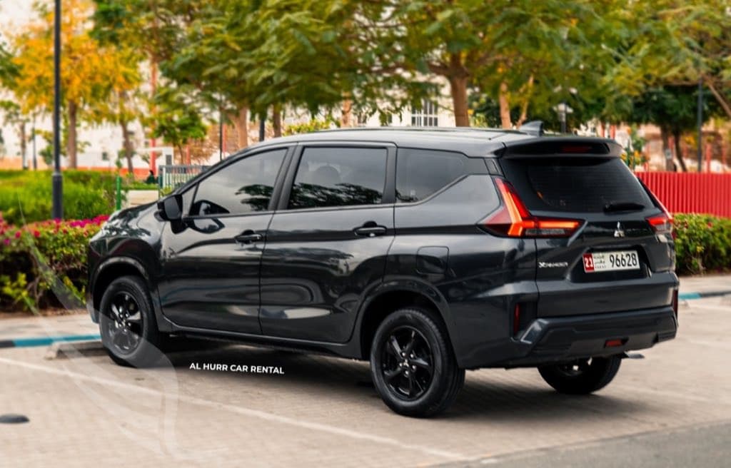Mitsubishi Xpander 2025 — photo 2 of 4
